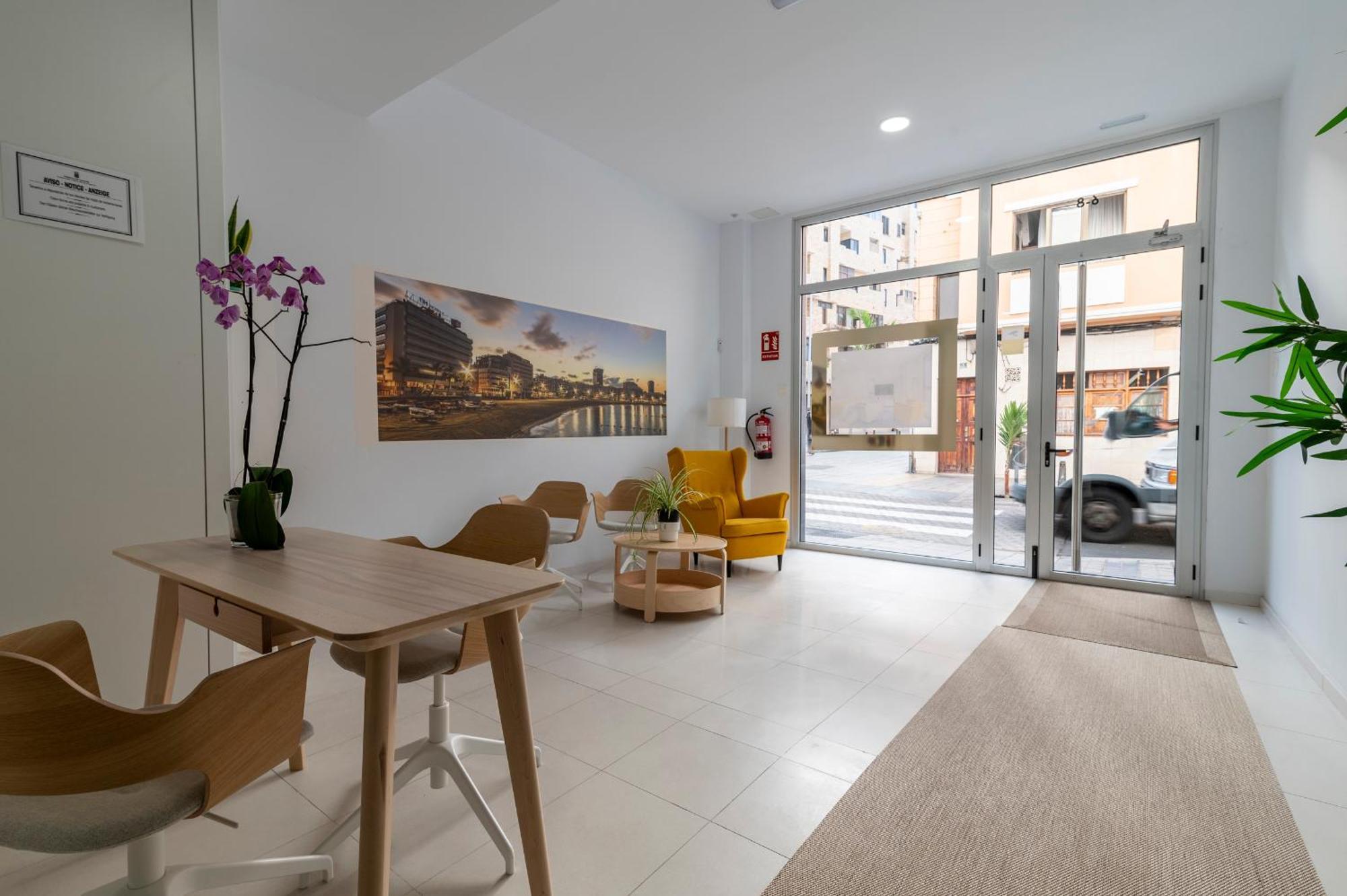 Nuevos Lightbooking Livian Suites Las Palmas 外观 照片